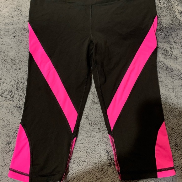 VSX Sport crop legging - Picture 1 of 2